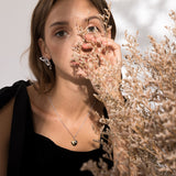 New Love Eyes Face Magnetic Necklace